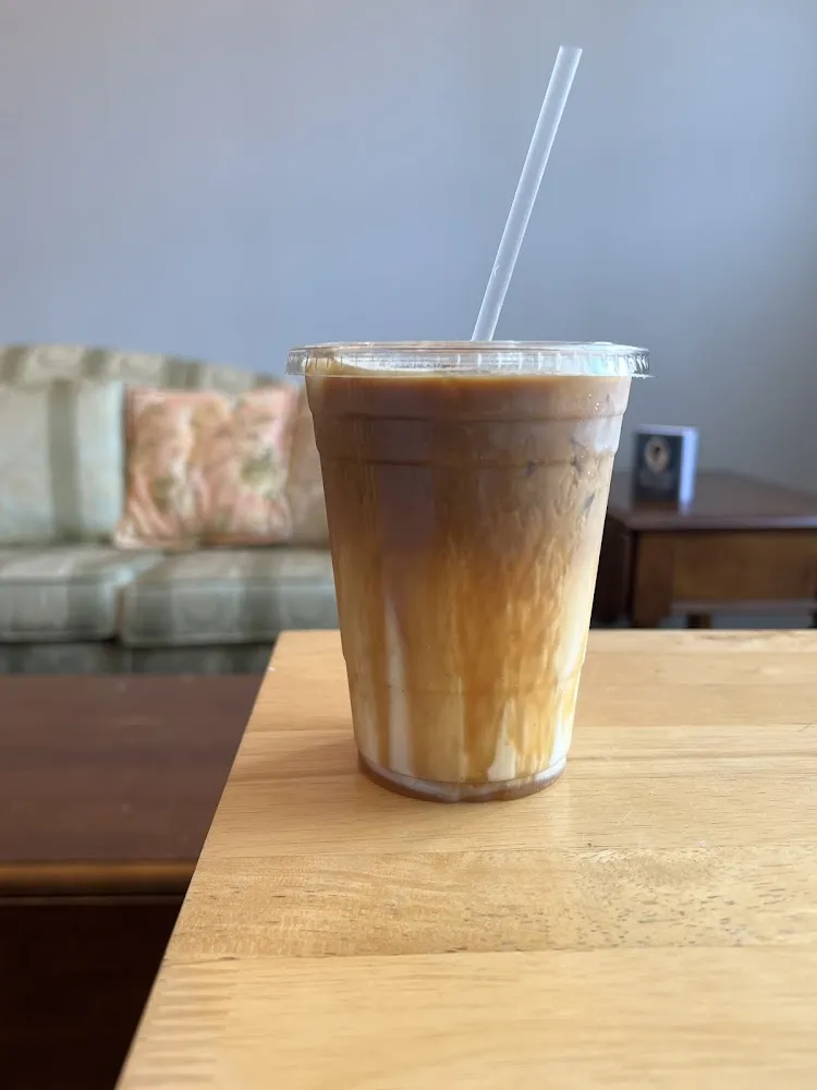 Iced Caramel Macchiato